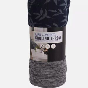 Life Comfort Reversible Cooling Throw Blanket Blue